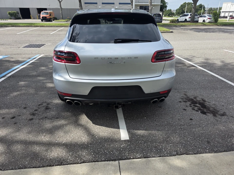2015 Porsche Macan S - Image 11 of 31