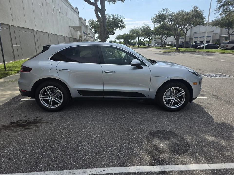 2015 Porsche Macan S - Image 7 of 31