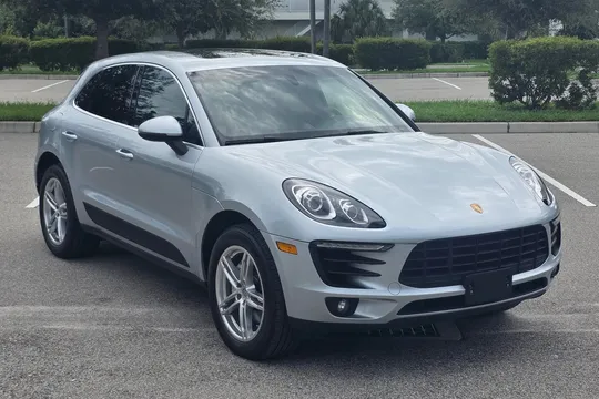 2015 Porsche Macan S