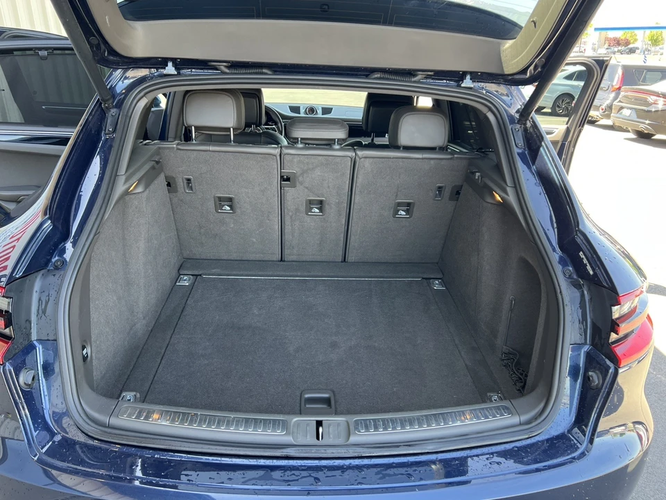 2015 Porsche Macan S - Image 8 of 21