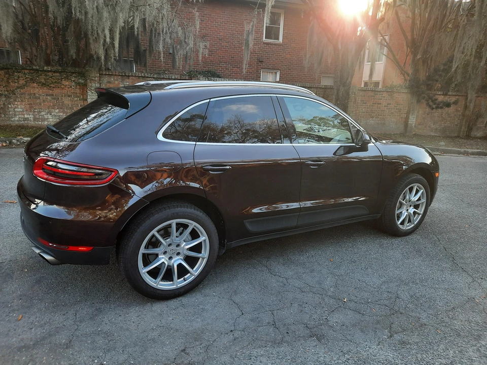 2015 Porsche Macan S - Image 25 of 31