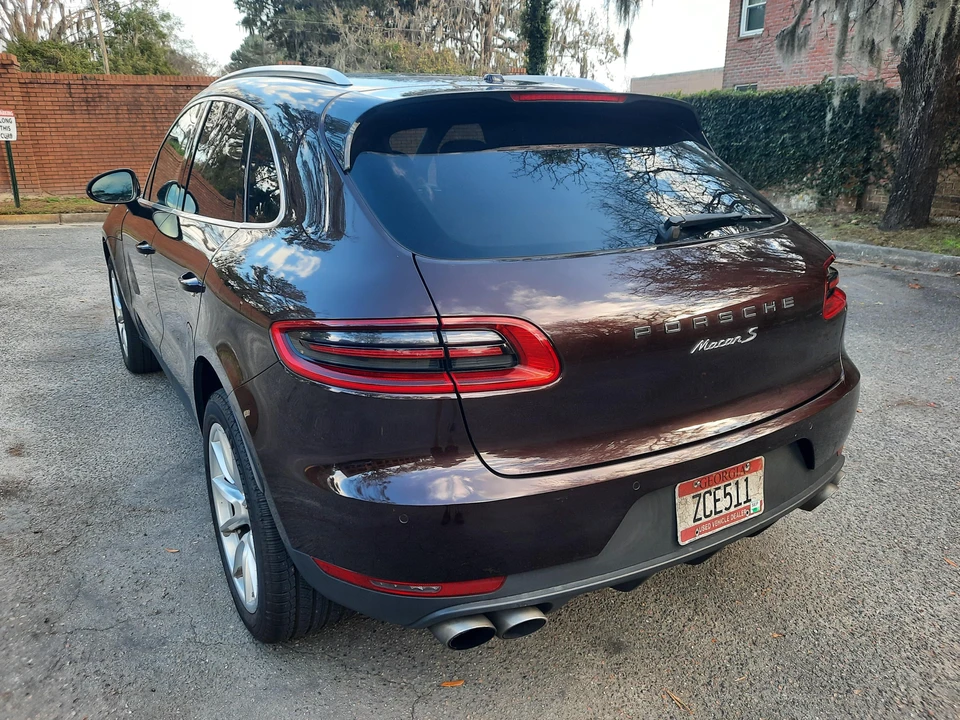 2015 Porsche Macan S - Image 18 of 31