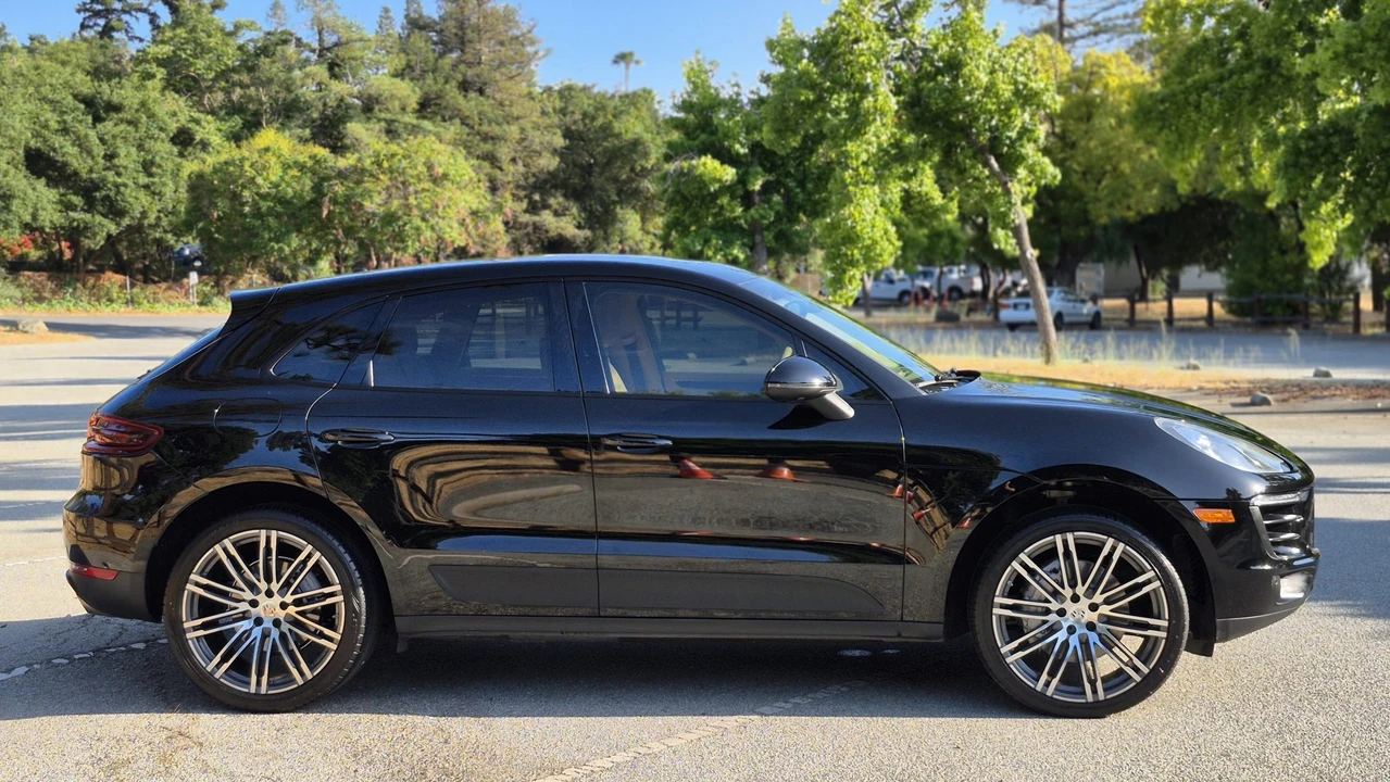 2015 Porsche Macan S - Image 26 of 31