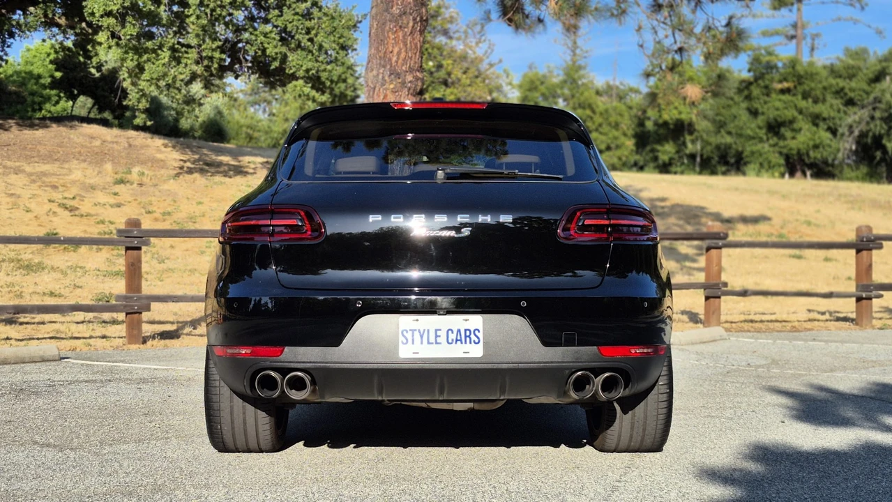 2015 Porsche Macan S - Image 21 of 31