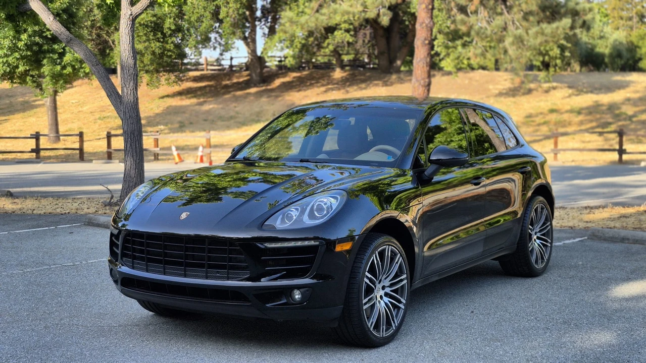 2015 Porsche Macan S - Image 12 of 31