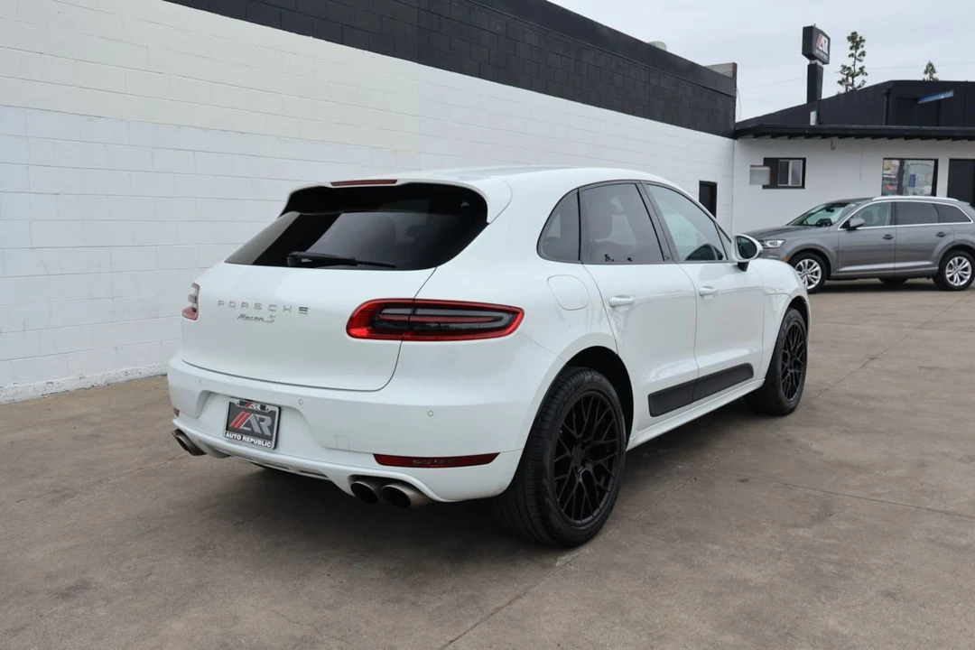 2015 Porsche Macan S - Image 6 of 31