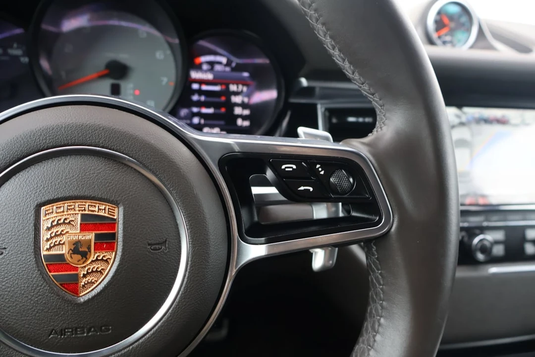 2015 Porsche Macan S - Image 26 of 31