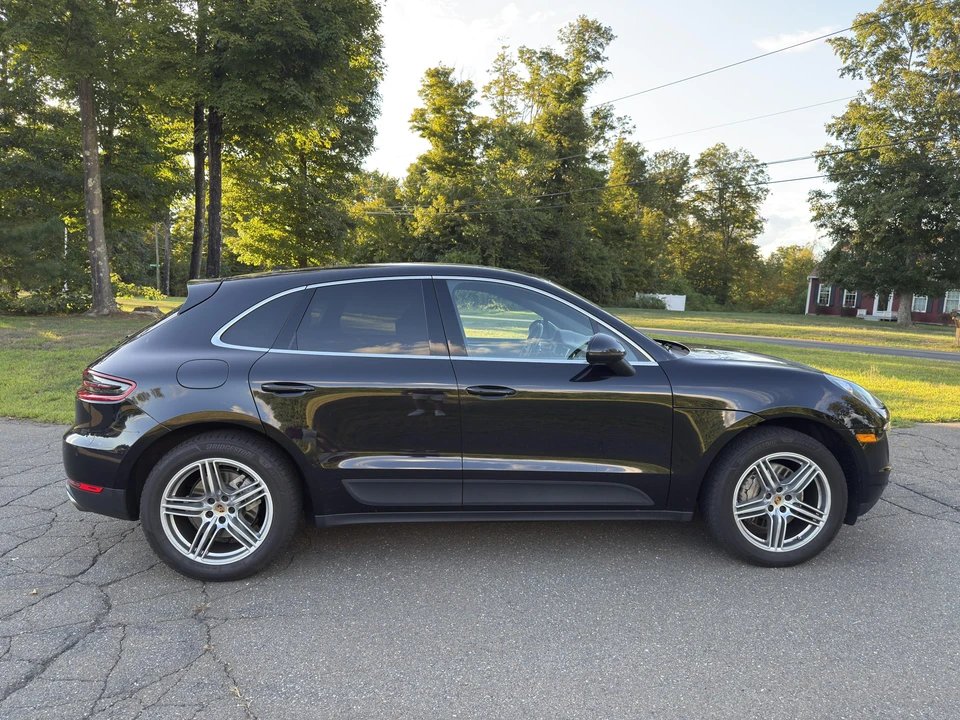 2015 Porsche Macan S - Image 9 of 31