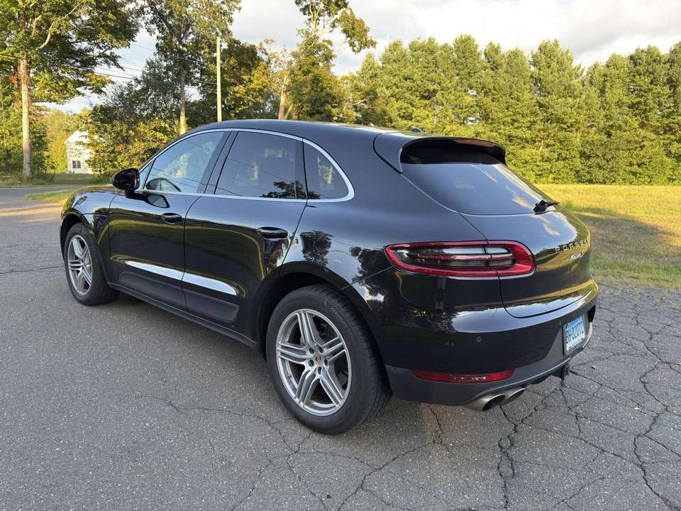 2015 Porsche Macan S - Image 8 of 31