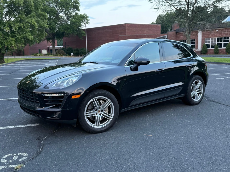 2015 Porsche Macan S - Image 13 of 31