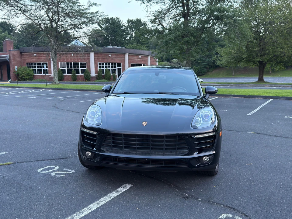 2015 Porsche Macan S - Image 10 of 31