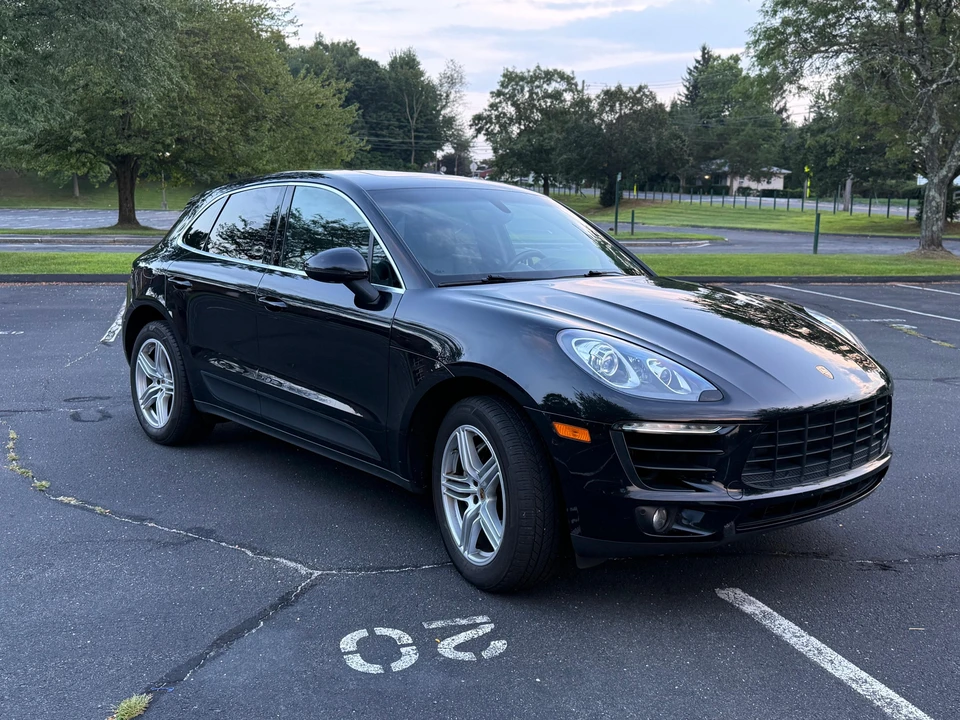 2015 Porsche Macan S - Image 14 of 31