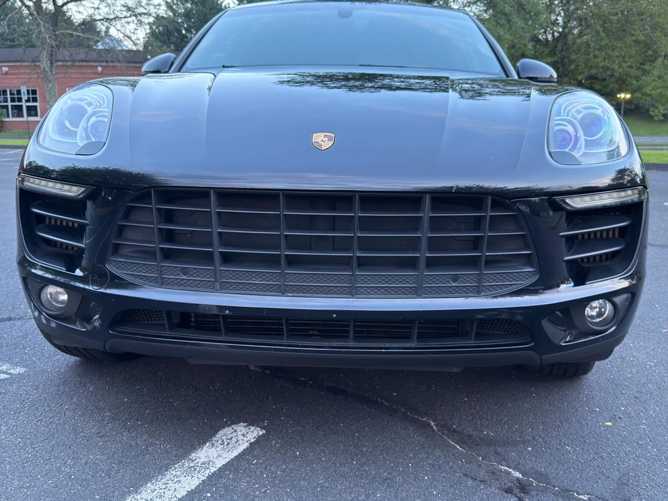 2015 Porsche Macan S - Image 18 of 31