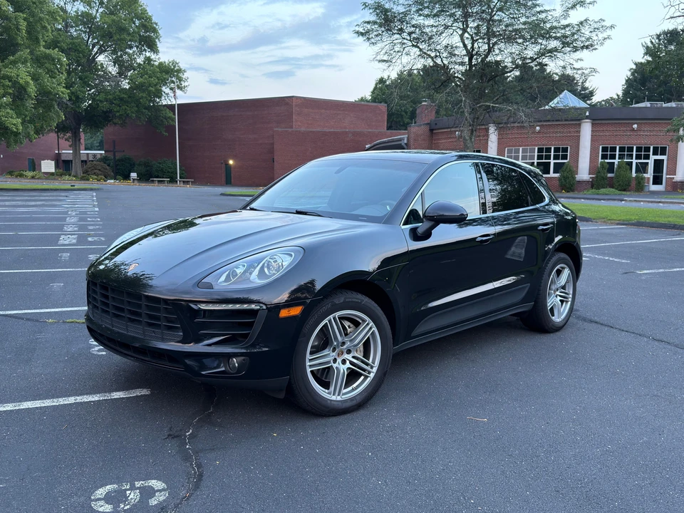2015 Porsche Macan S - Image 12 of 31