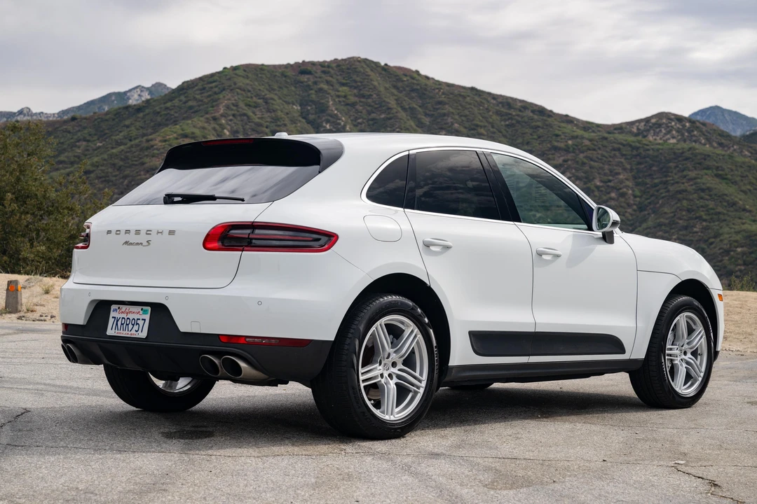 2015 Porsche Macan S - Image 9 of 31