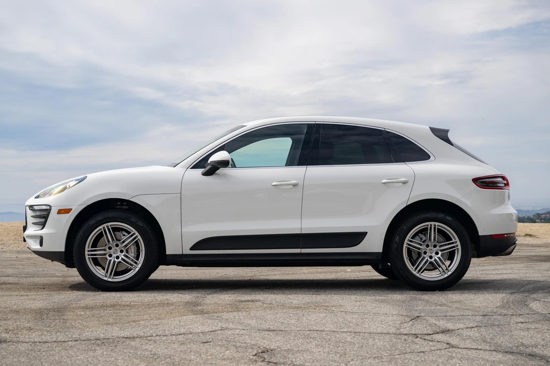 2015 Porsche Macan S - Image 7 of 31