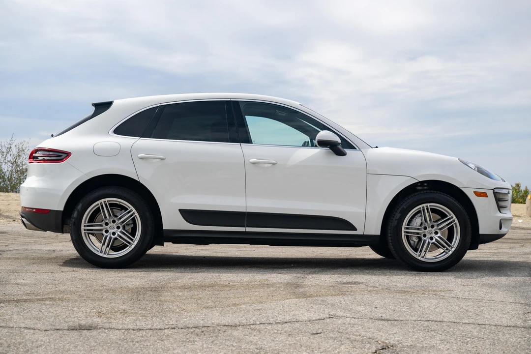 2015 Porsche Macan S - Image 3 of 31