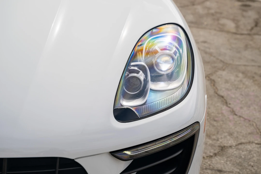 2015 Porsche Macan S - Image 19 of 31