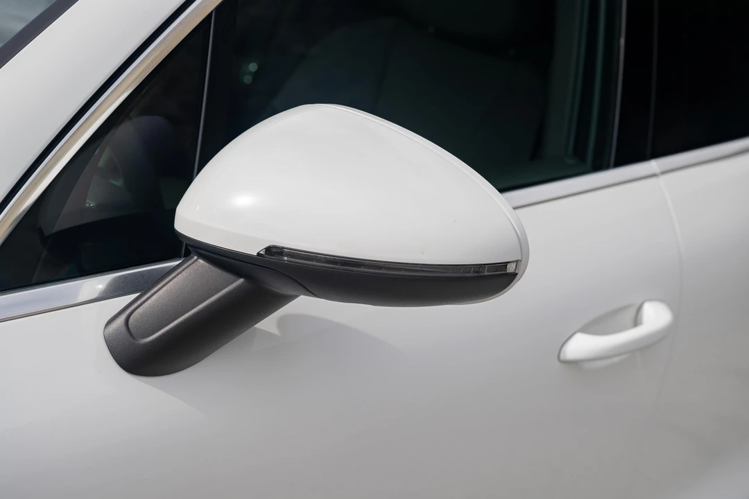 2015 Porsche Macan S - Image 24 of 31