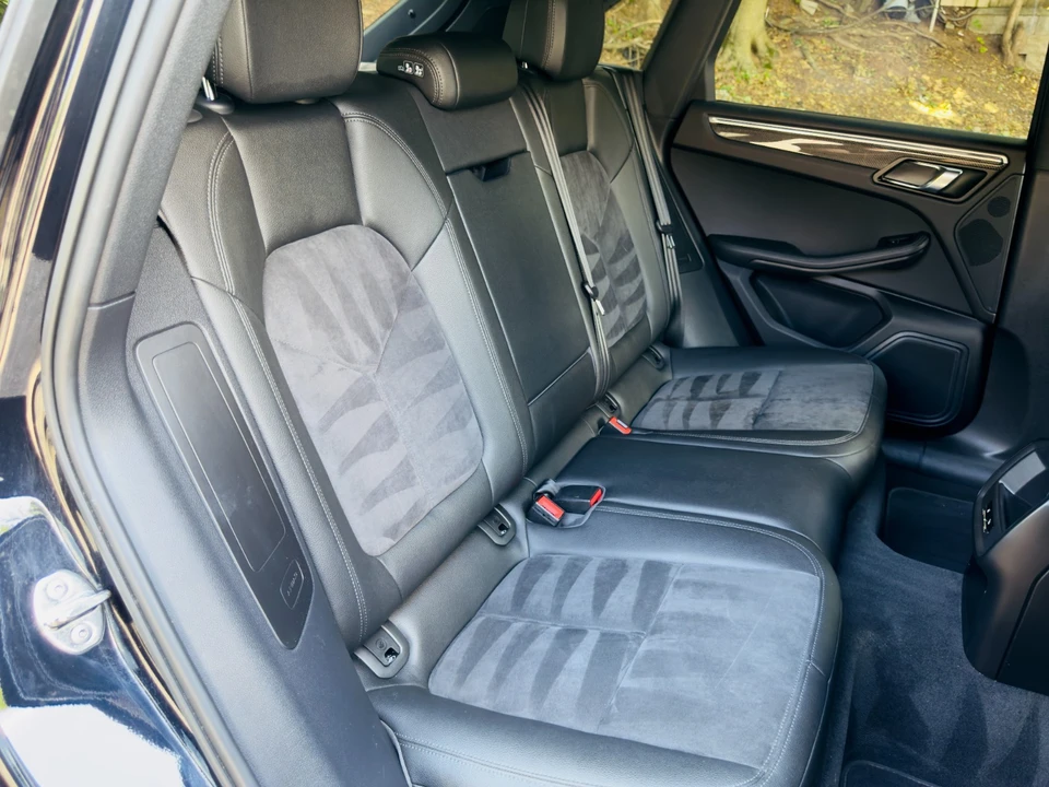 2015 Porsche Macan S - Image 23 of 31