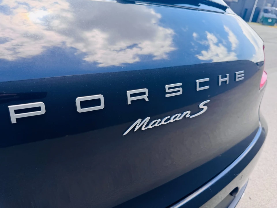 2015 Porsche Macan S - Image 12 of 31