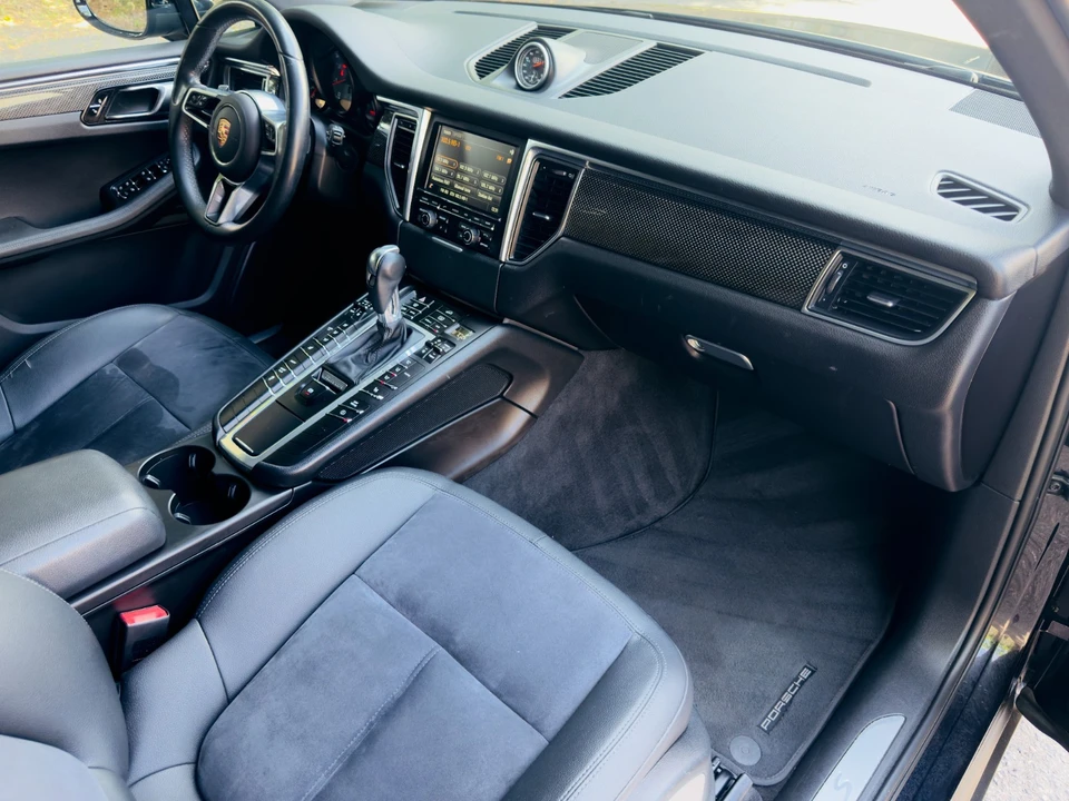 2015 Porsche Macan S - Image 19 of 31