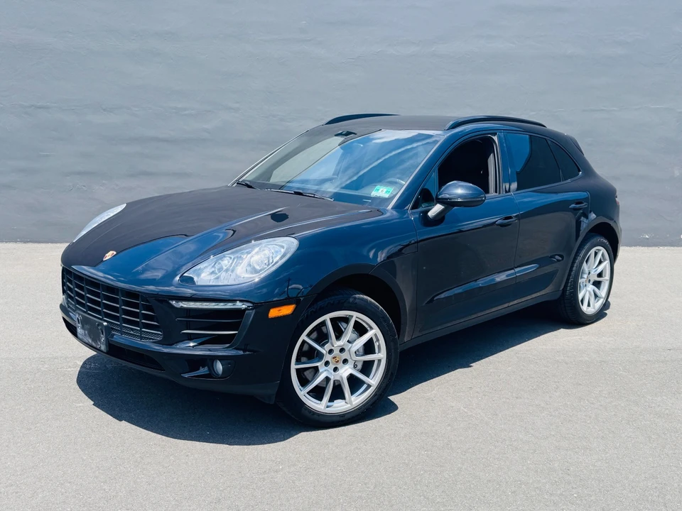 2015 Porsche Macan S - Image 2 of 31