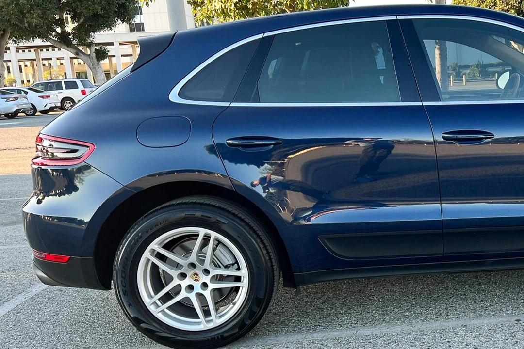 2015 Porsche Macan S - Image 17 of 31