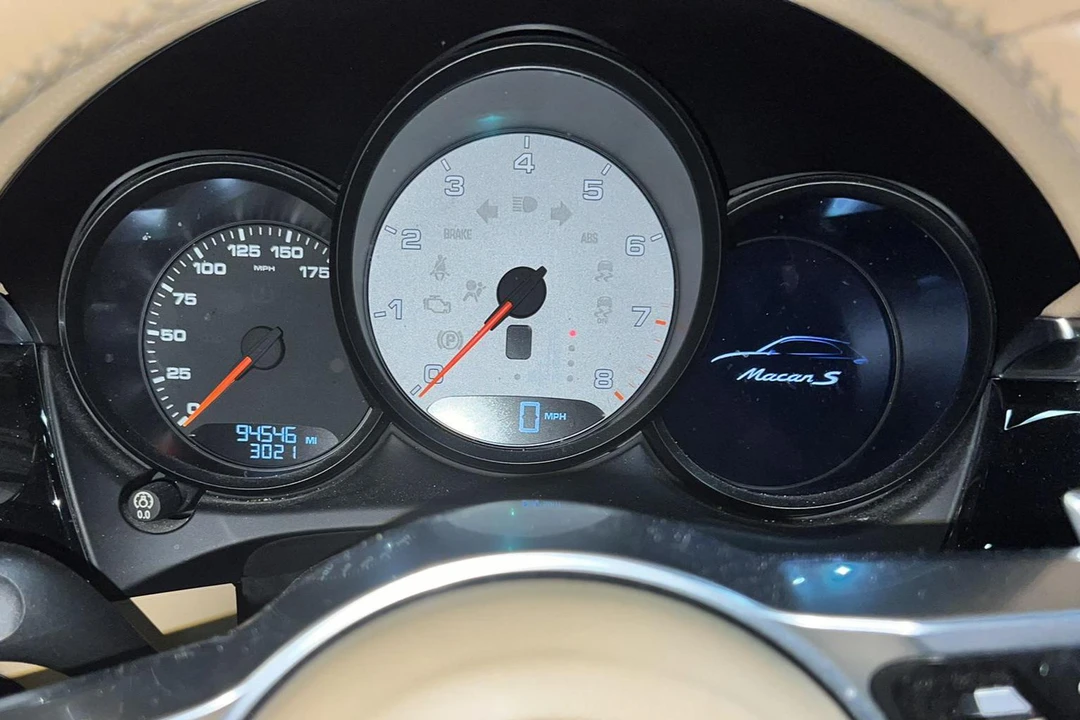 2015 Porsche Macan S - Image 31 of 31
