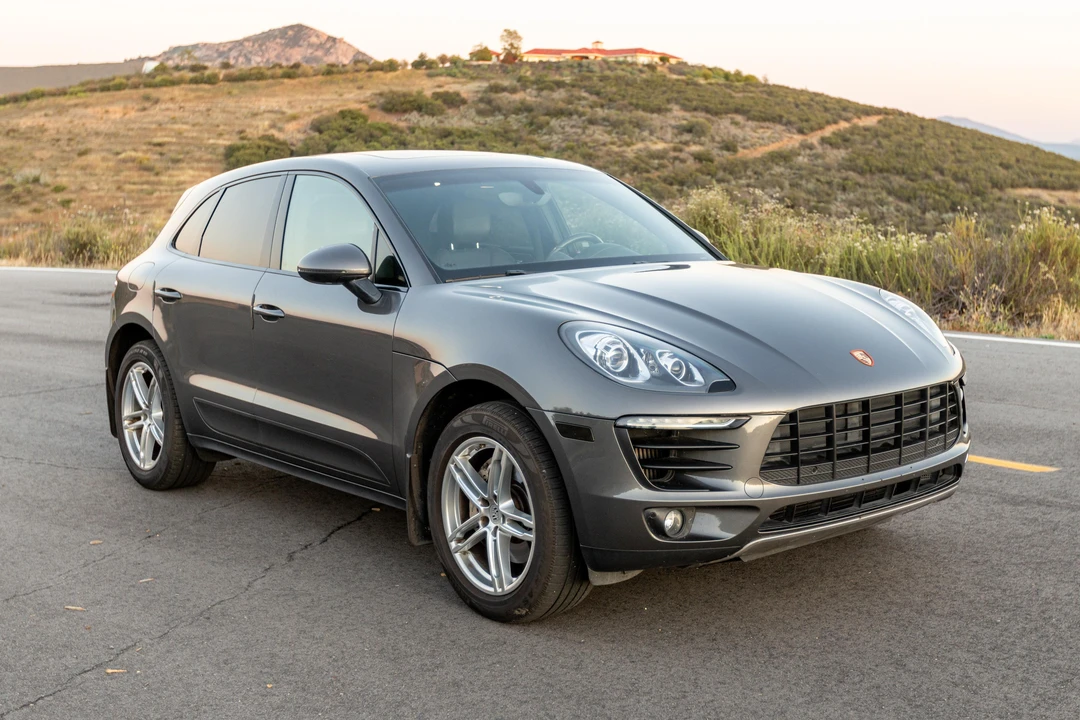 2015 Porsche Macan S - Image 10 of 31