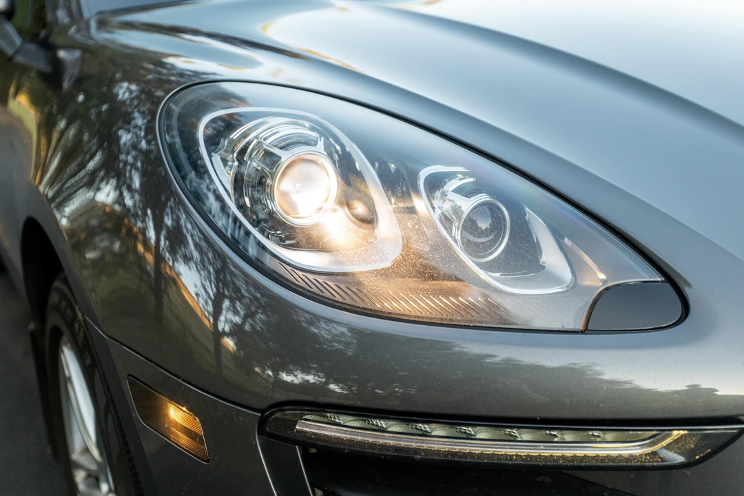 2015 Porsche Macan S - Image 11 of 31