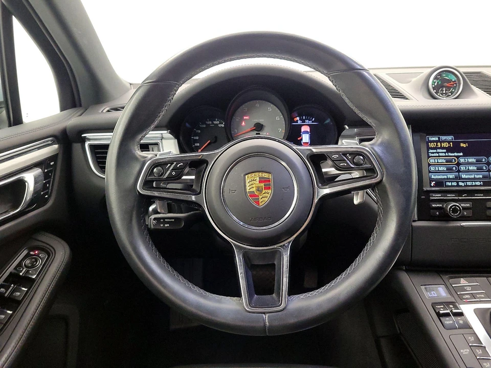 2015 Porsche Macan S - Image 11 of 22