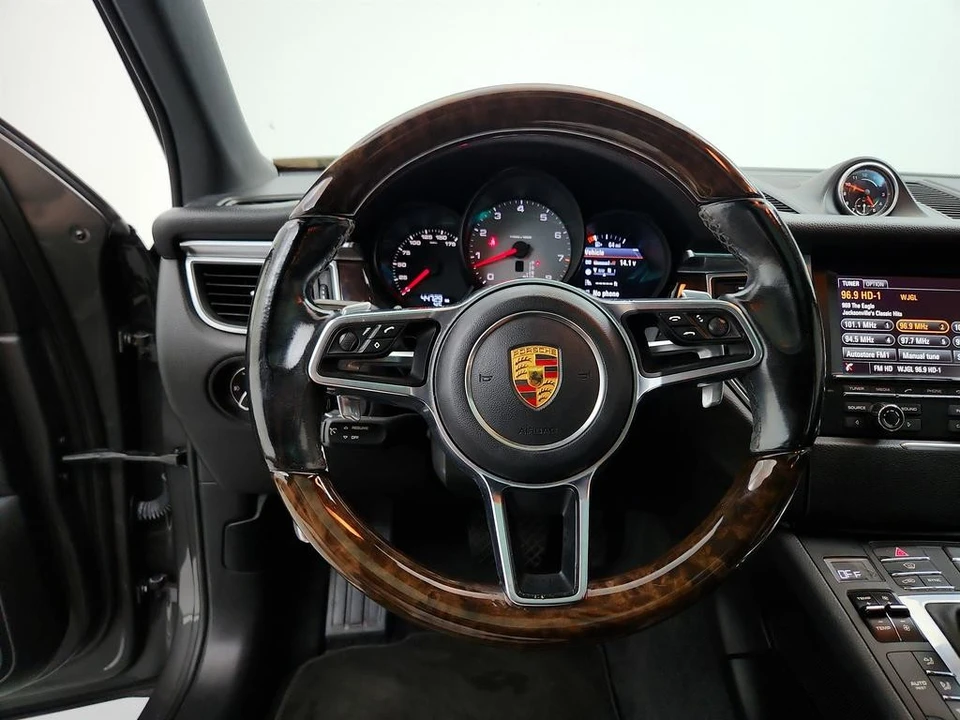 2015 Porsche Macan S - Image 17 of 21