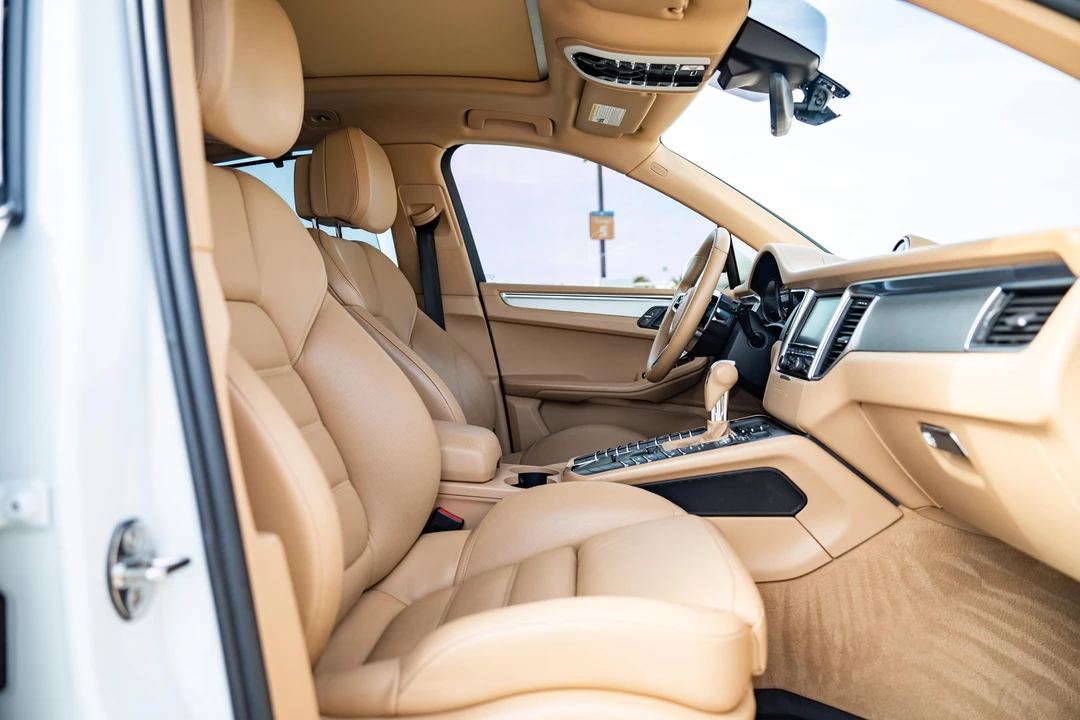 2015 Porsche Macan S - Image 27 of 31