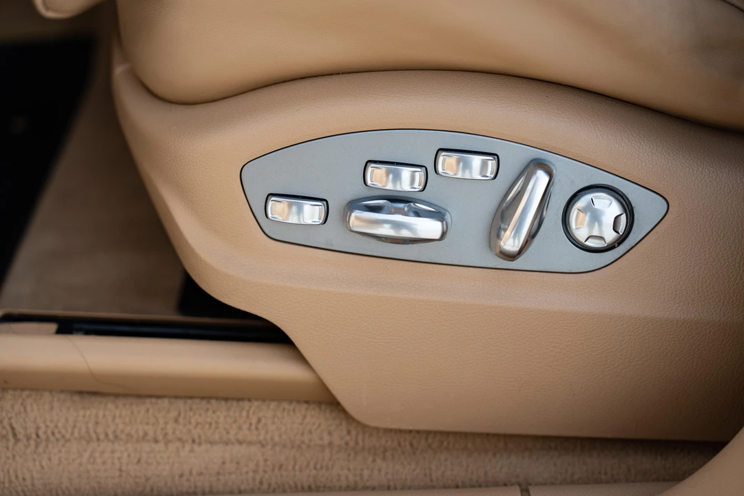 2015 Porsche Macan S - Image 26 of 31