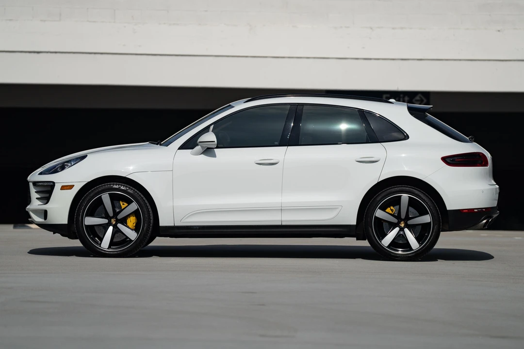 2015 Porsche Macan S - Image 3 of 31