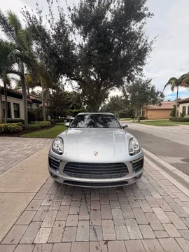2015 Porsche Macan S