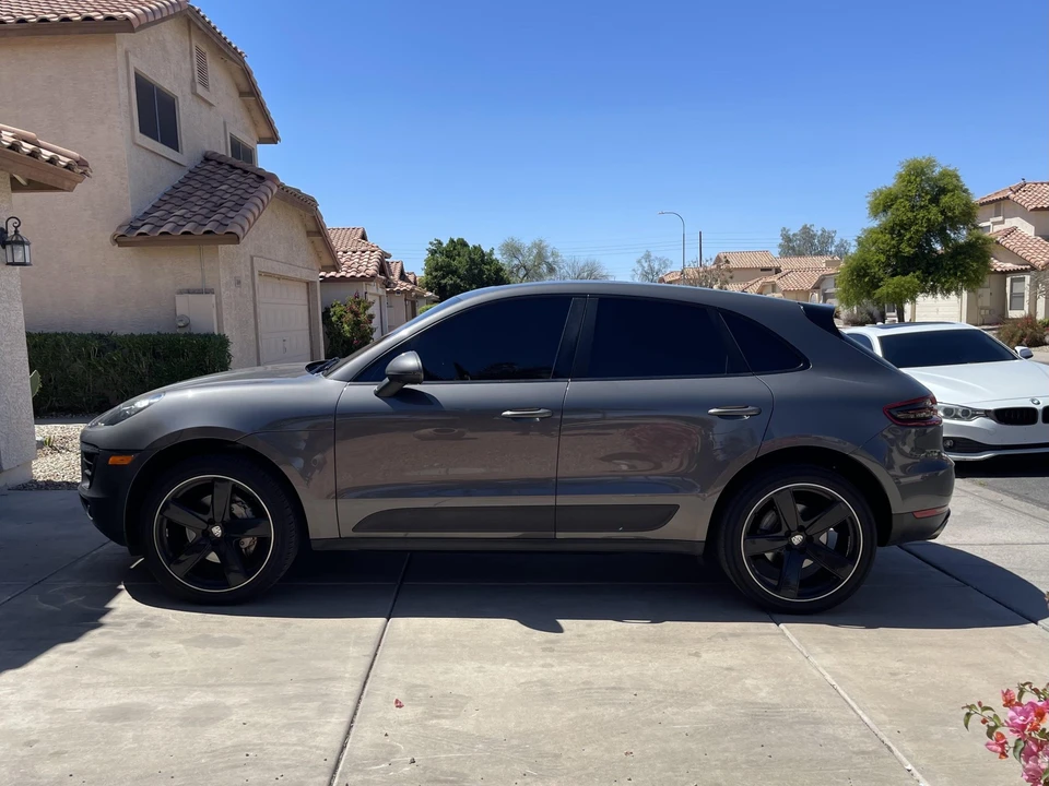 2015 Porsche Macan S - Image 14 of 31