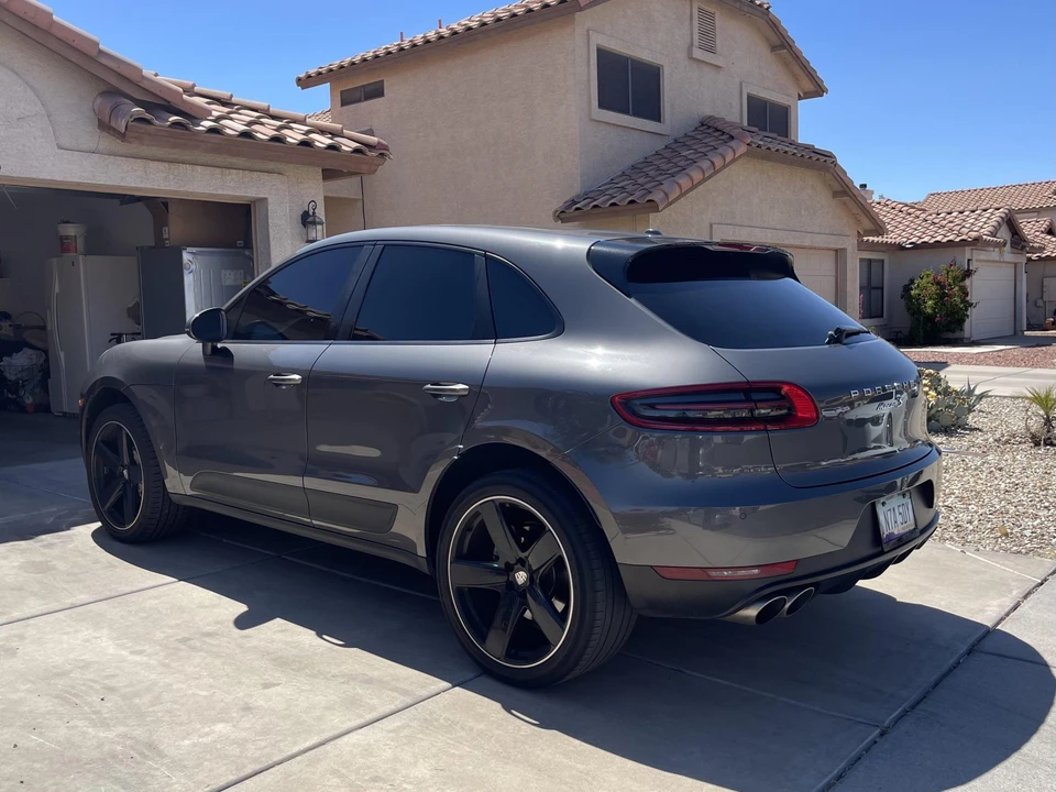 2015 Porsche Macan S - Image 13 of 31