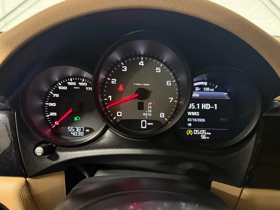 2015 Porsche Macan S - Image 14 of 21
