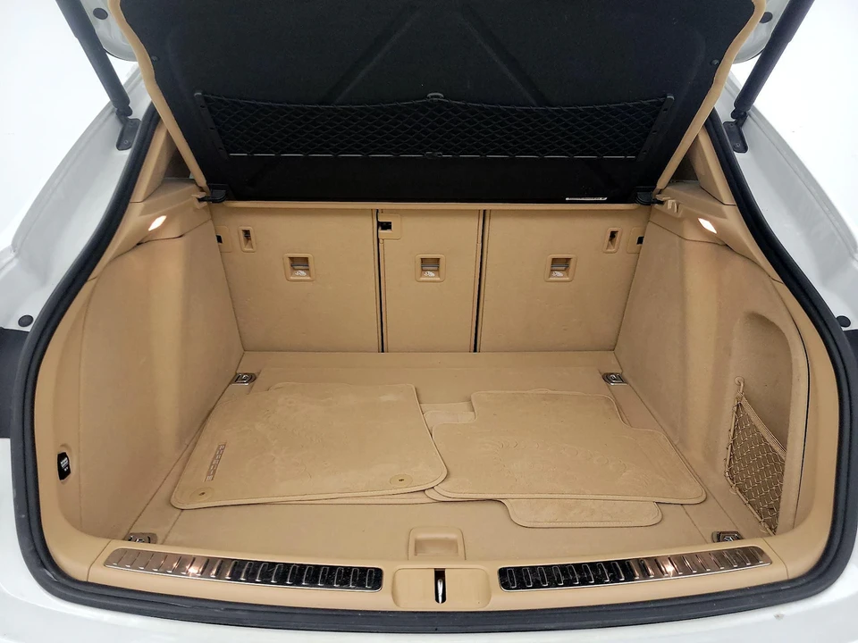 2015 Porsche Macan S - Image 23 of 28