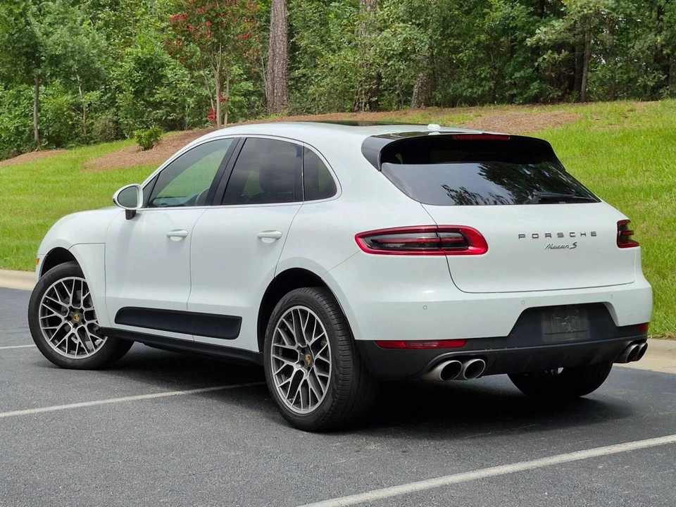 2015 Porsche Macan S - Image 3 of 5