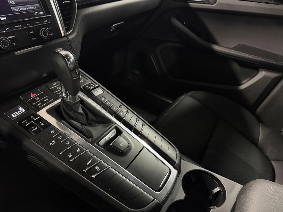 2015 Porsche Macan S - Image 7 of 22