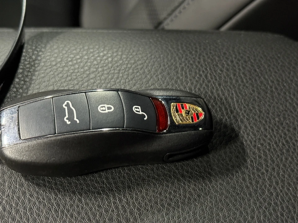 2015 Porsche Macan S - Image 13 of 22