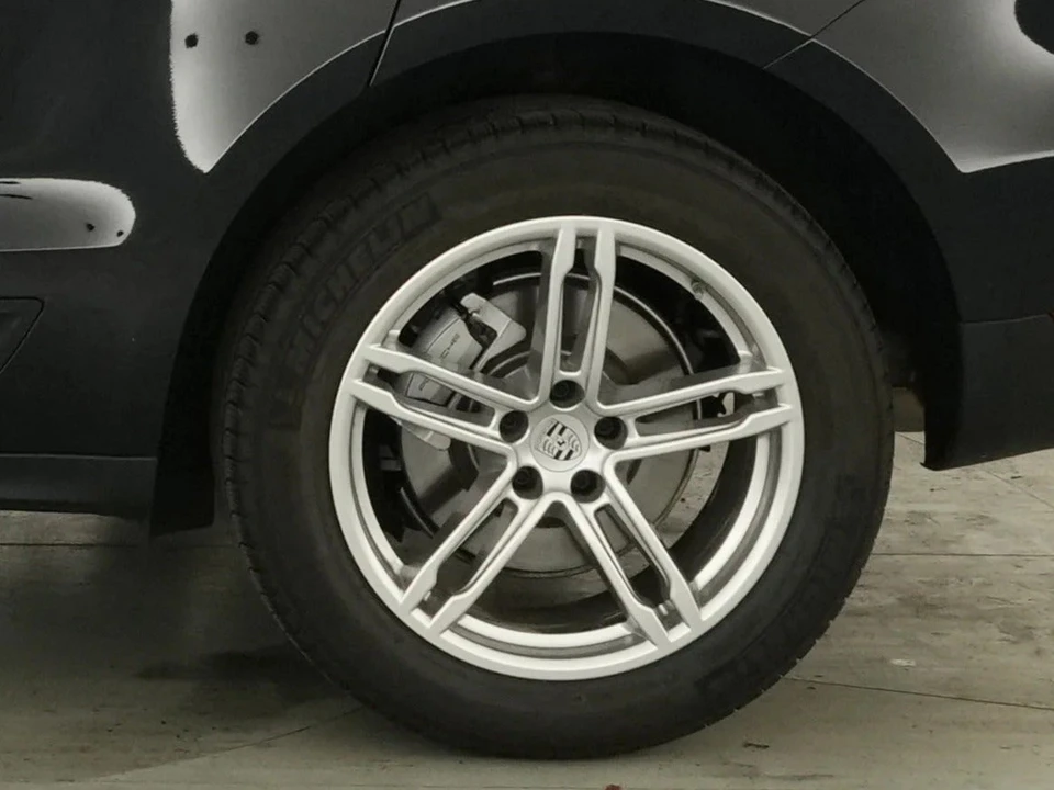 2015 Porsche Macan S - Image 11 of 22