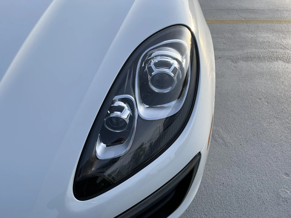2015 Porsche Macan S - Image 24 of 31