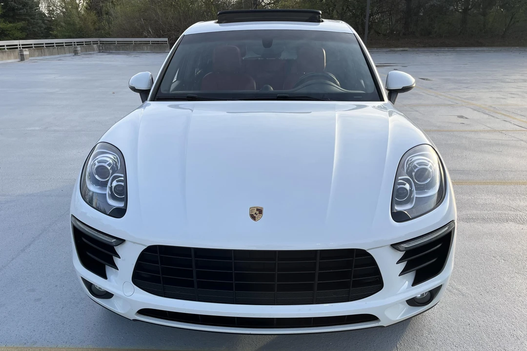 2015 Porsche Macan S - Image 2 of 31