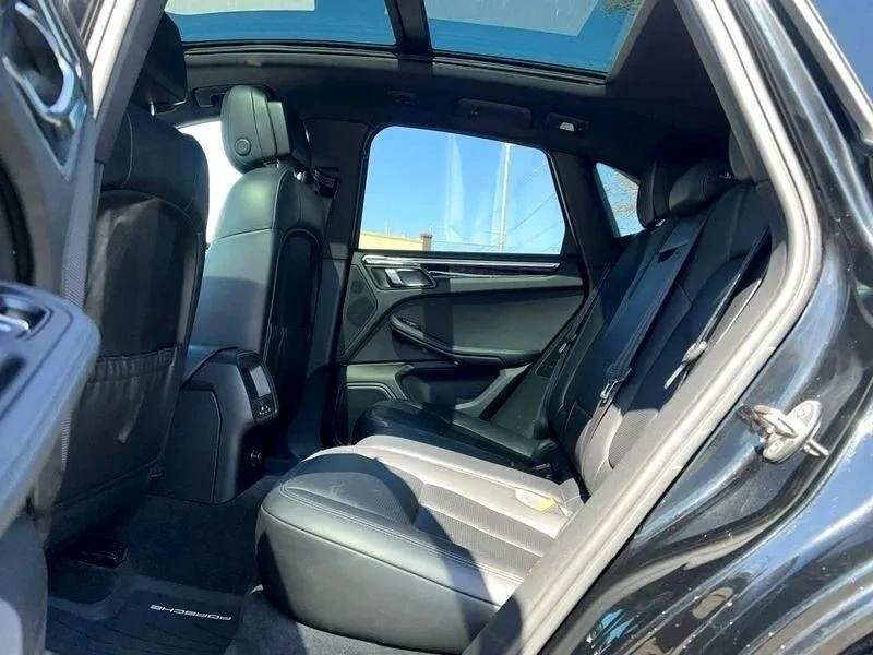 2015 Porsche Macan S - Image 9 of 12