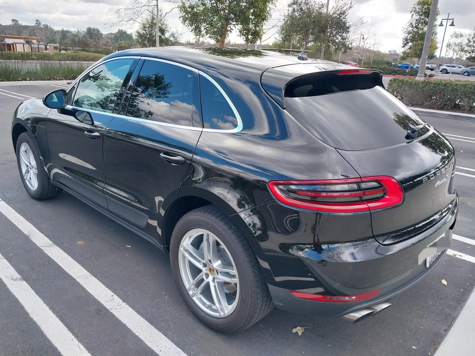 2015 Porsche Macan S - Image 9 of 31