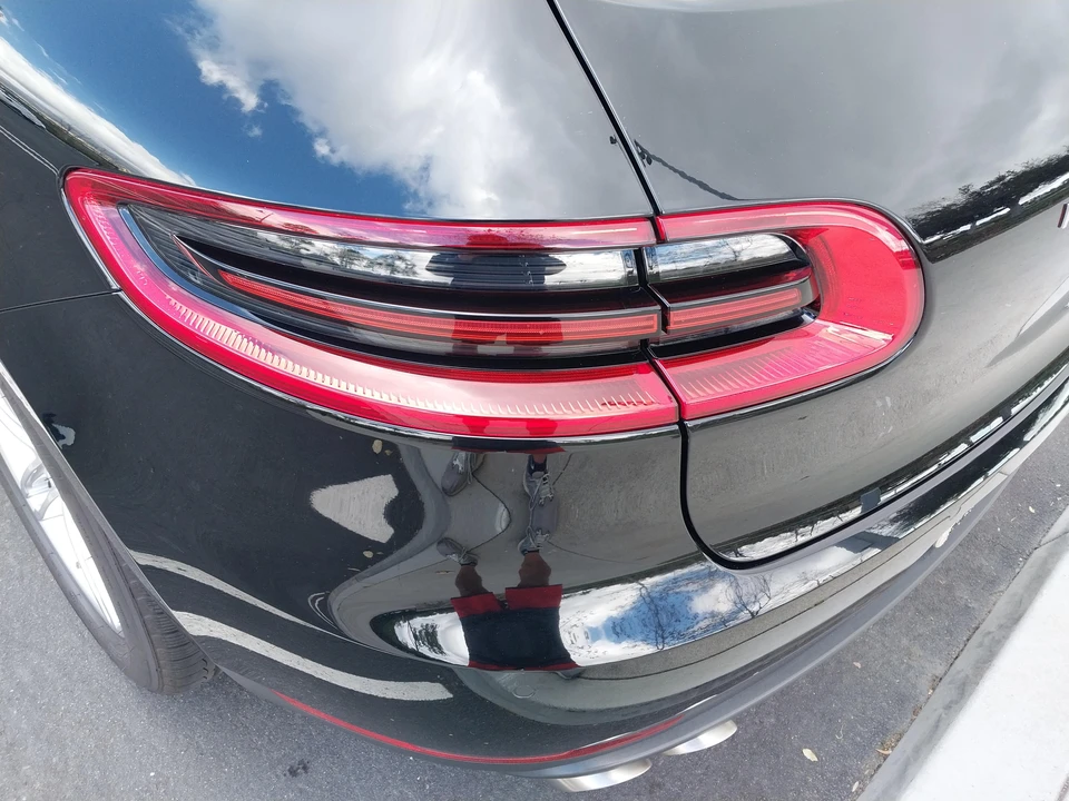 2015 Porsche Macan S - Image 23 of 31